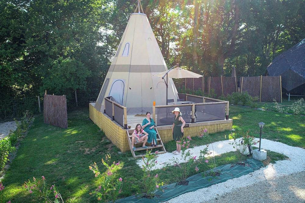The Luxury Two-Story Teepee in Auxerre und Umgebung