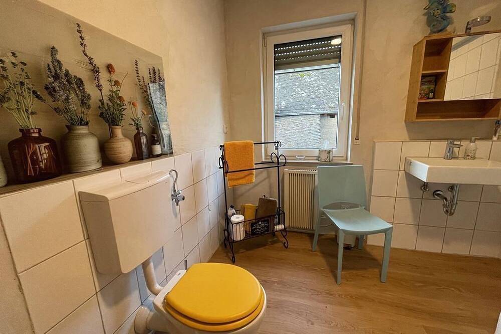 Ganze Wohnung, Wein-Ferienhaus \"In der Olk\" - Ferienwohnung Christine in Klüsserath, Moseleifel