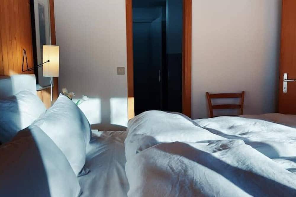 Alpine Escape – Iconic Views & Timeless Design in Schwendi b. Grindelwald, Grindelwald