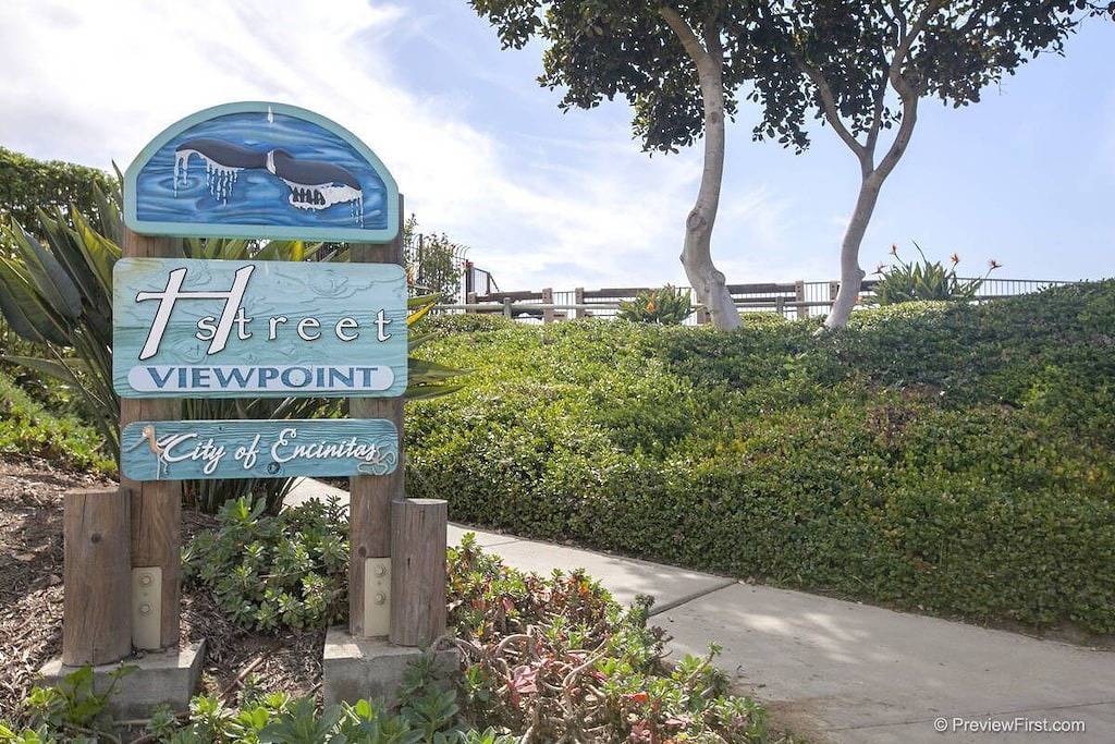 Remodeled Modern Home w/Hot Tub. 10 mins. To Beach in Encinitas, San Diego County