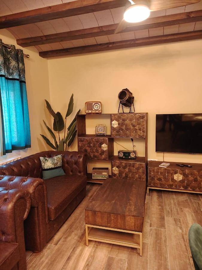 Chalet para 8 personas, con vistas y jardín, Se admiten mascotas en Señorío de Molina - 3