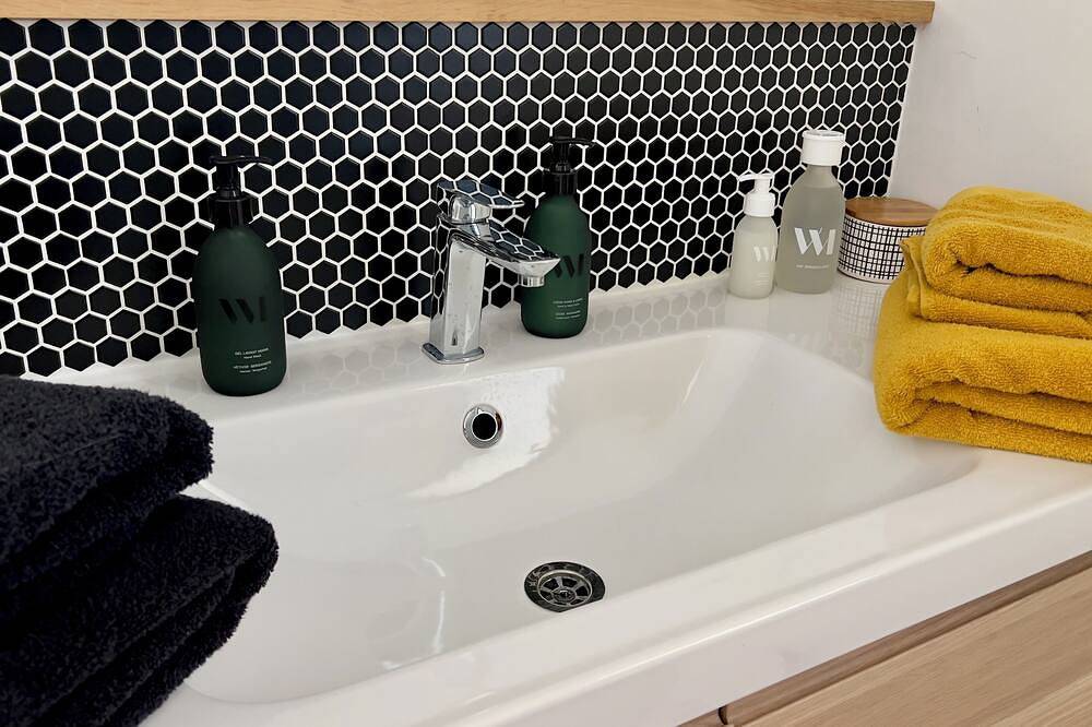 Pine villa Swimming pool, air conditioning, 8 pers. Children's playroom in Prades-le-Lez, Costa mediterránea (Francia)