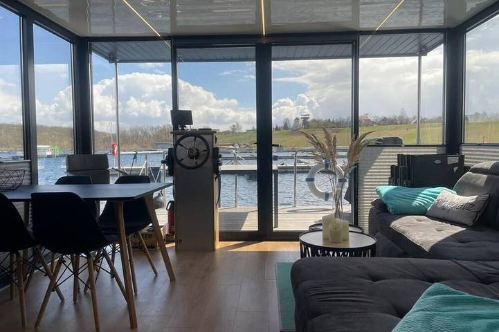 Ganze Wohnung, Hausboot mit Sauna in Braunsbedra, Saale-Unstrut