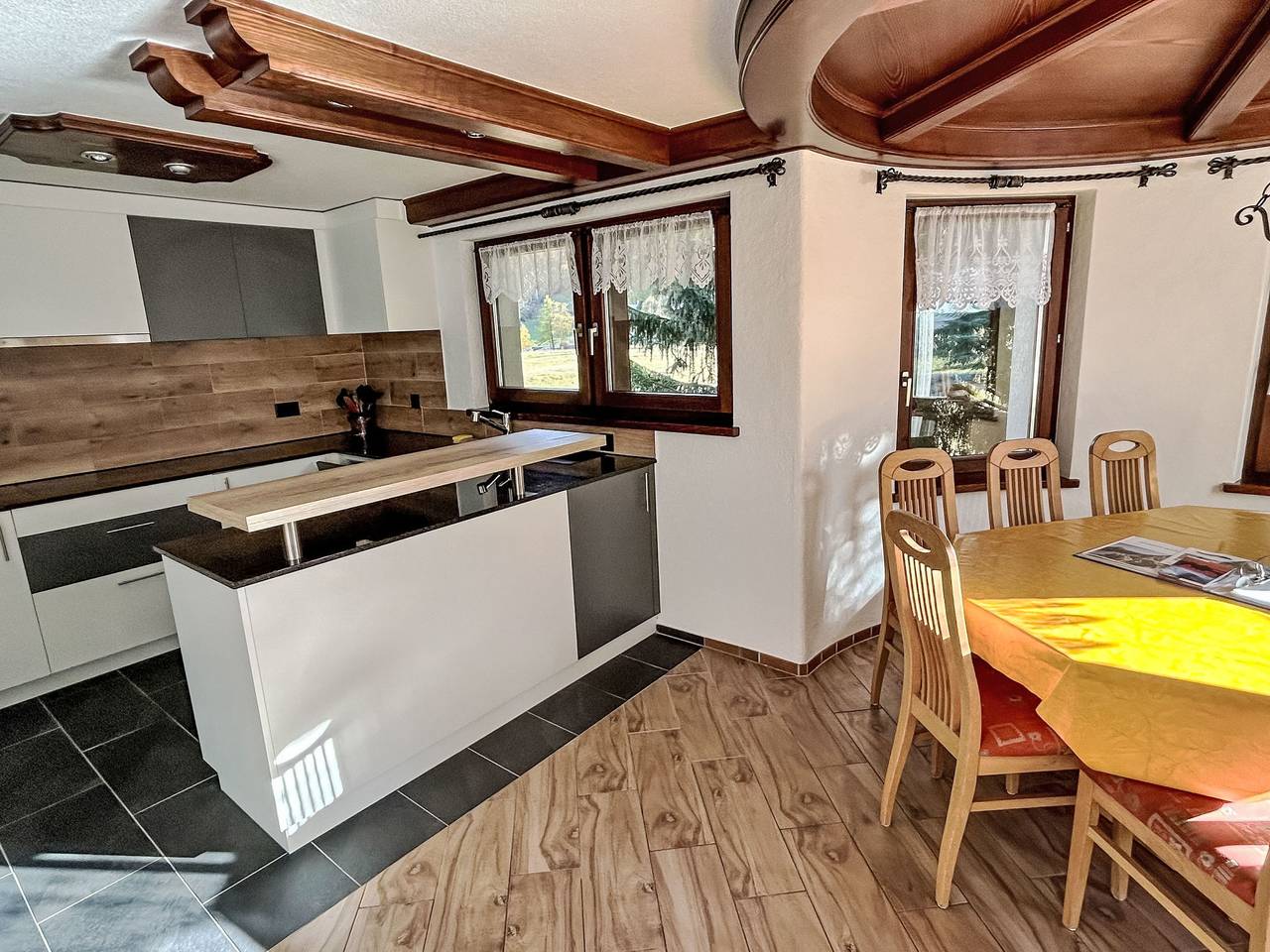 Ganze Wohnung, Chalet Sunstar Gross in Saas-Grund, Walliser Alpen