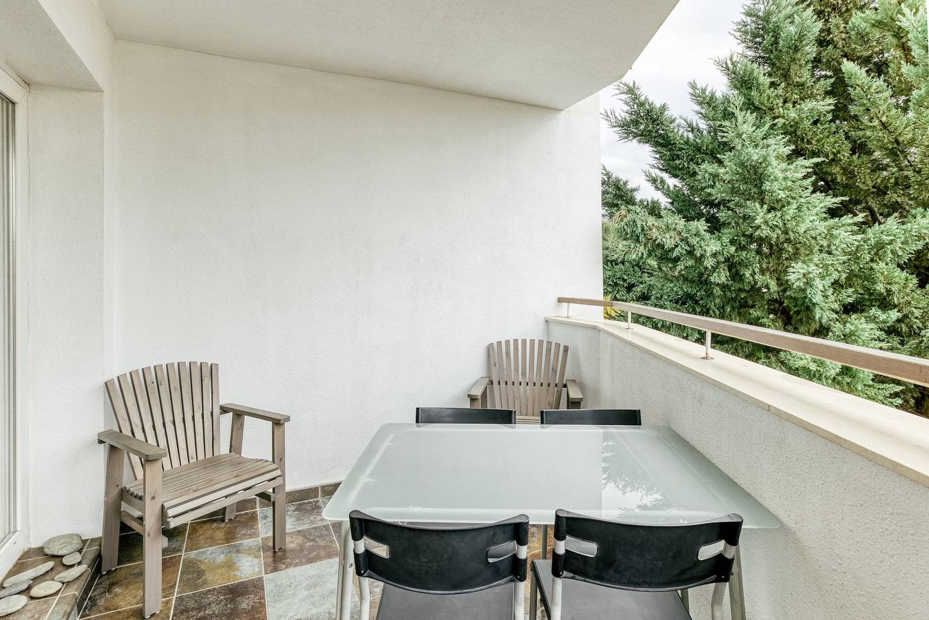Geheel appartement, Vakantiewoning 'Aquamarina 103' met gedeeld zwembad, terras & Wi-Fi in Santa Margarida, Roses