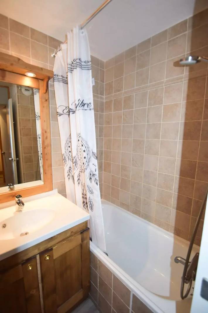 Apartamento entero, Estudio divisible 4/5 pers - Le Sapporo - Plagne Villages in Plagne Villages, La Plagne-Tarentaise