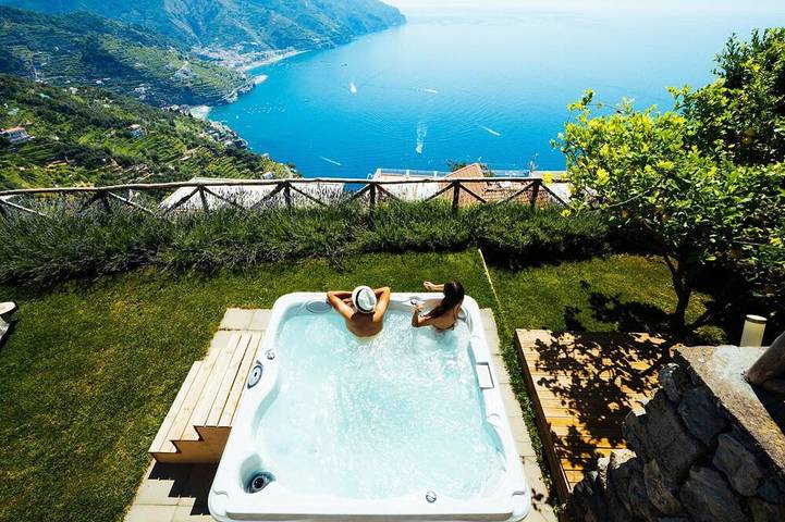 Villa für 8 Personen, mit Garten und Whirlpool - 1