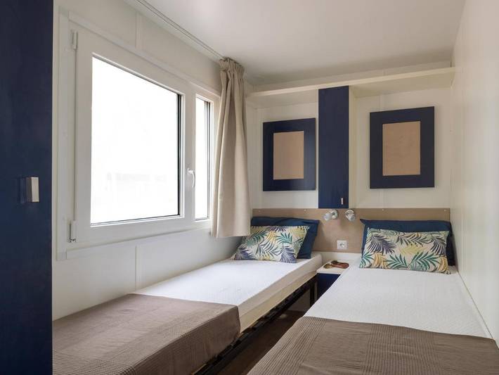 Camping für 4 Personen, mit Garten und Sauna sowie Kinderpool und Pool in Cavallino - 3