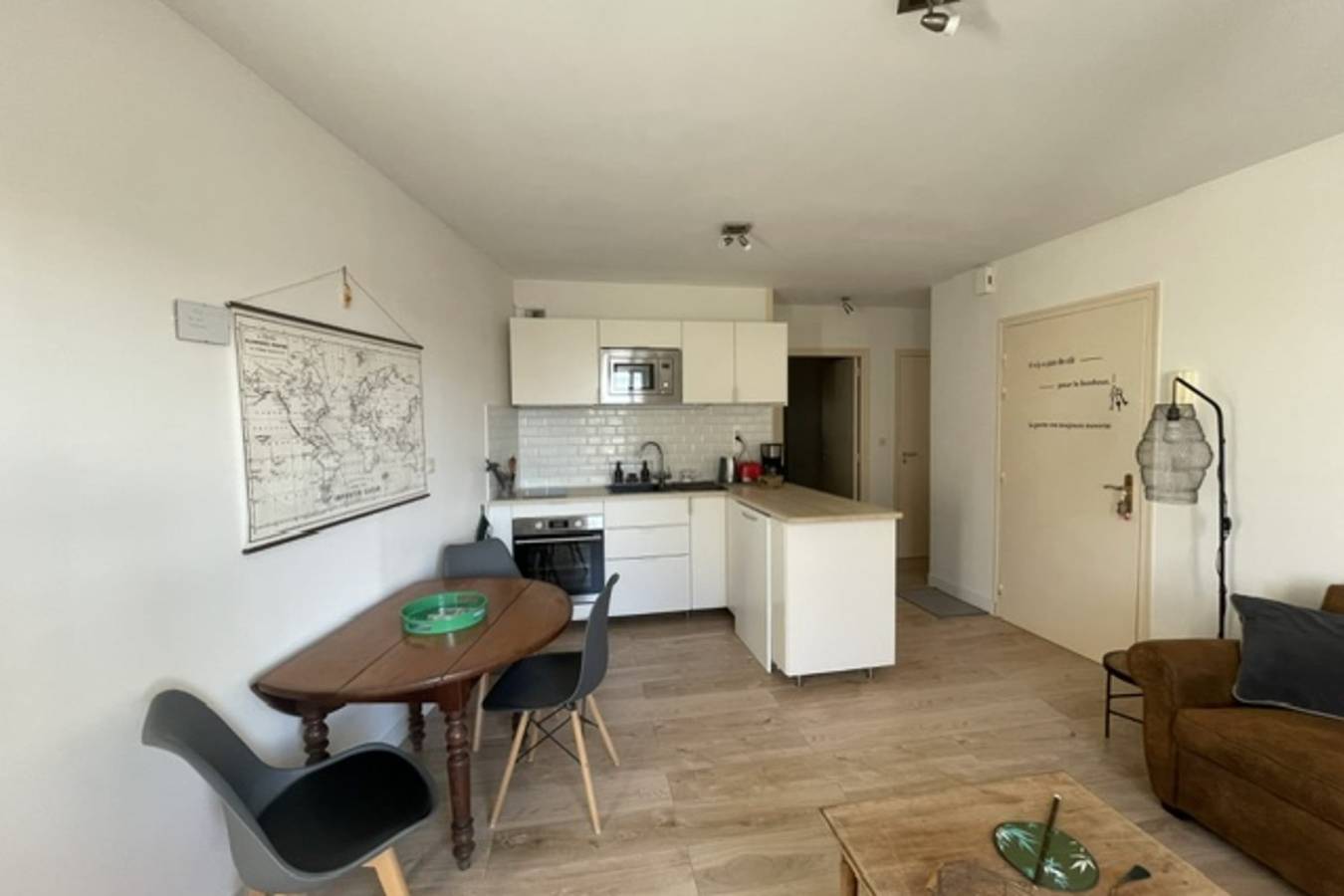 Apartamento entero, Charming quiet apartment with views over rooftops in La Rochelle, Región de La Rochelle