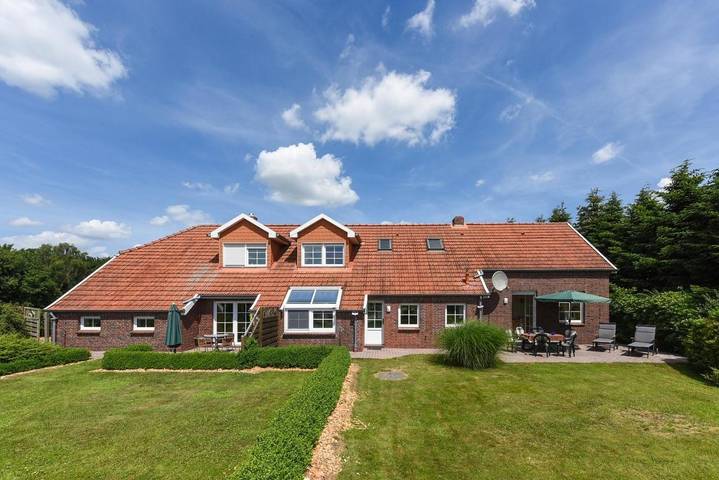 Ferienwohnung für 2 Personen, mit Terrasse und Garten sowie Ausblick in Eversmeer