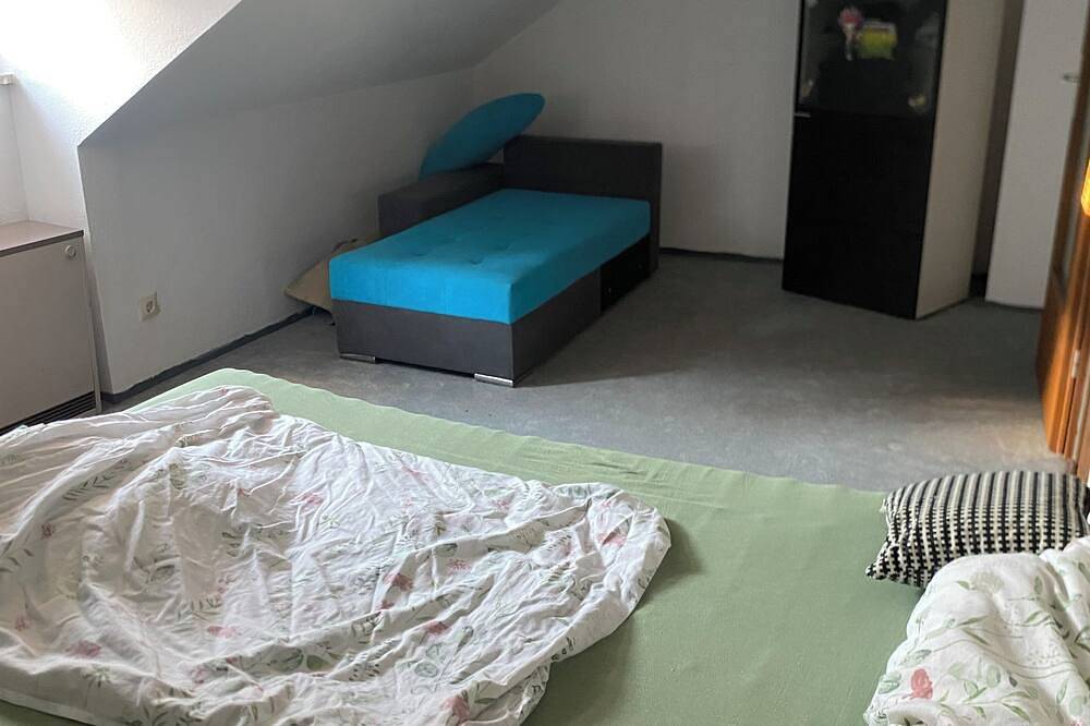 Ganze Wohnung, 2-Zimmer auf 70qm und 2 Etagen im Zentrum von Coburg mit Balkon in Coburg, Oberes Maintal - Coburger Land