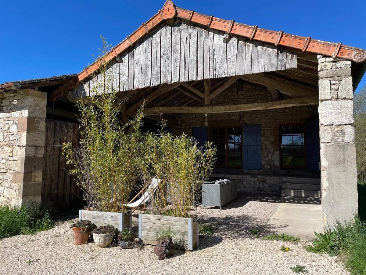 Two-Bedroom House in Cordes-sur-Ciel, Région d'Albi