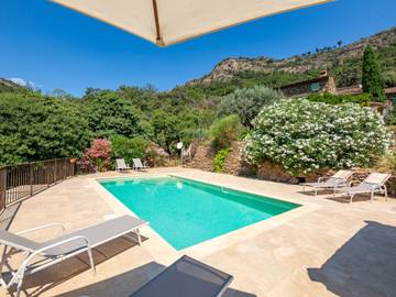 Maison De Vacances pour 8 Personnes dans La Garde-Freinet, Région de Draguignan, Photo 1