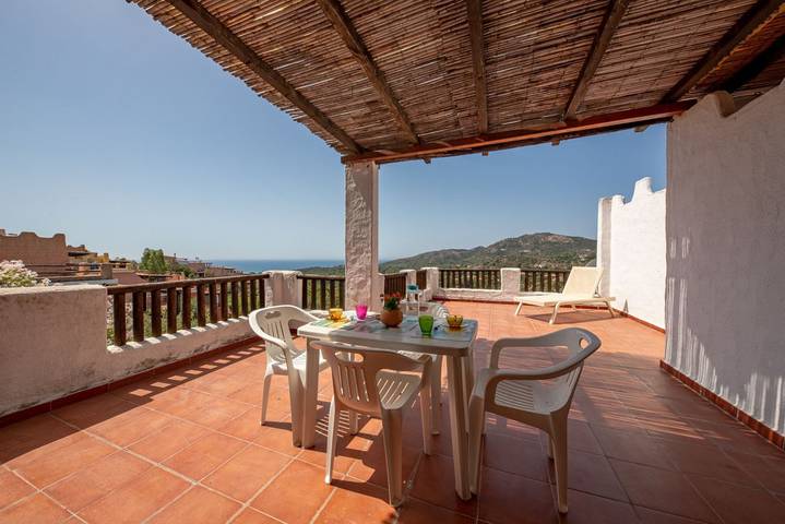 Casa de vacaciones para 3 personas, con vistas al mar y balcón/terraza - 1