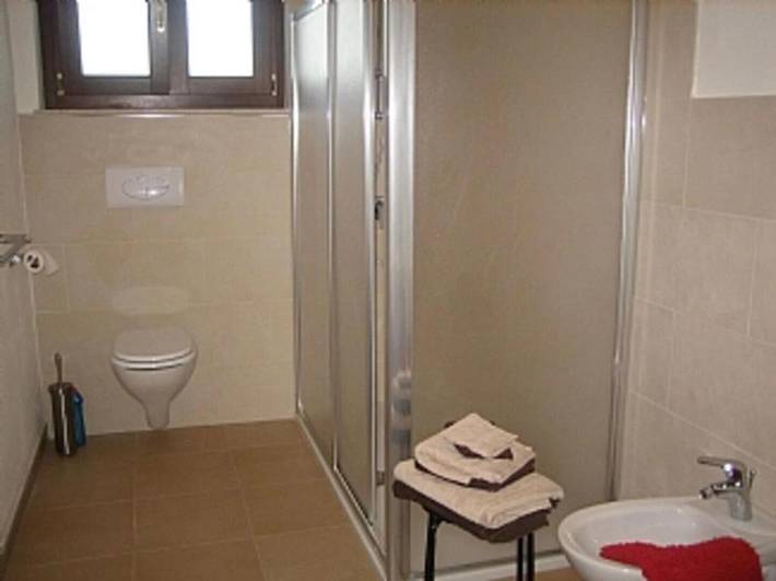 Gîte pour 6 personnes, avec vue ainsi que piscine et jardin à Rosciano - 2