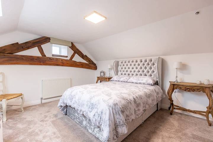 Cosy Farm Cottage with Hot Tub & Countryside Views in Holmfirth, Westliches Yorkshire