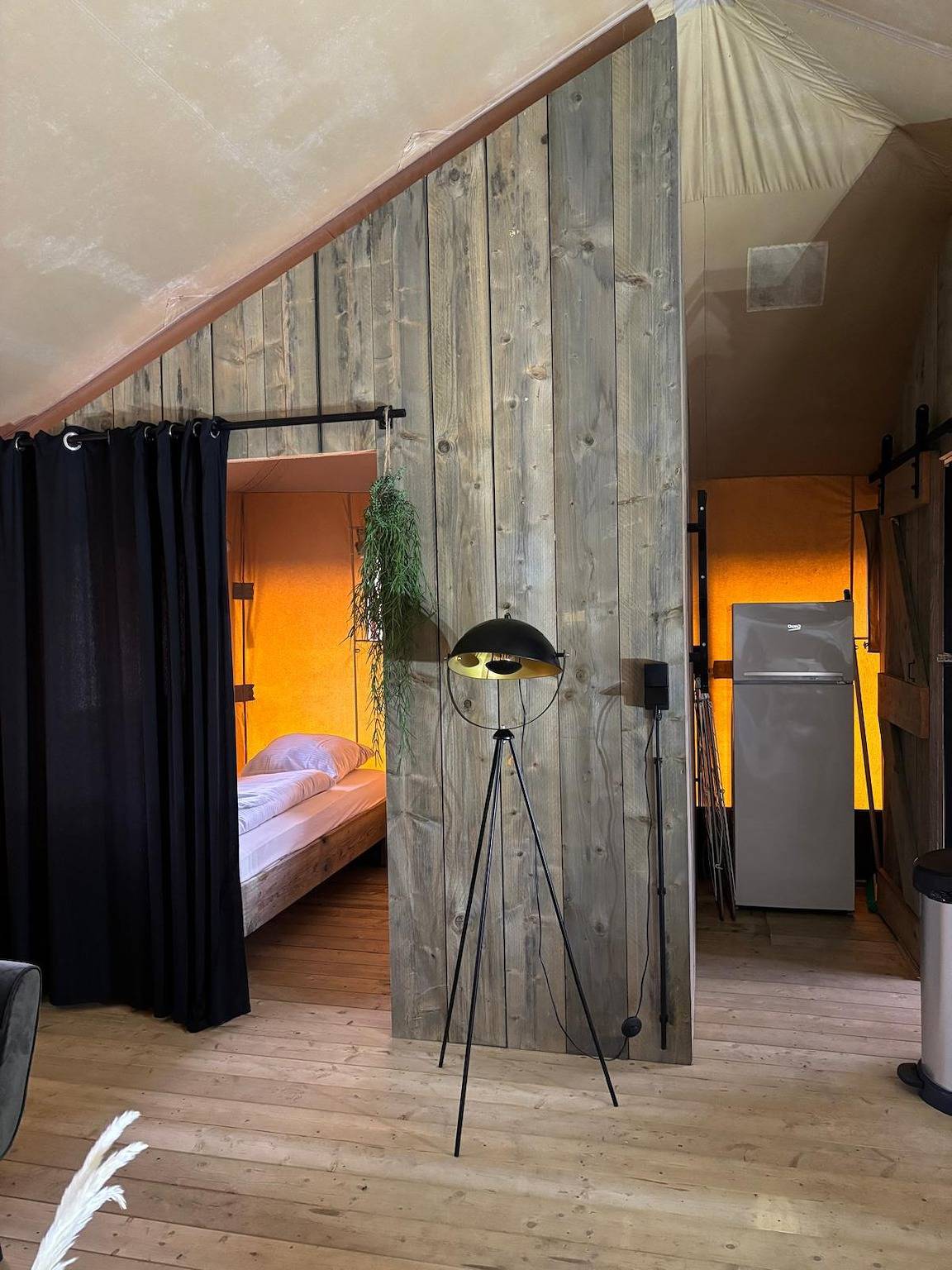 Wb Resort Gmbh — Glamfield Lodge Deluxe met hottub | 6 Pers. in Wilsum, Landkreis Grafschaft Bentheim