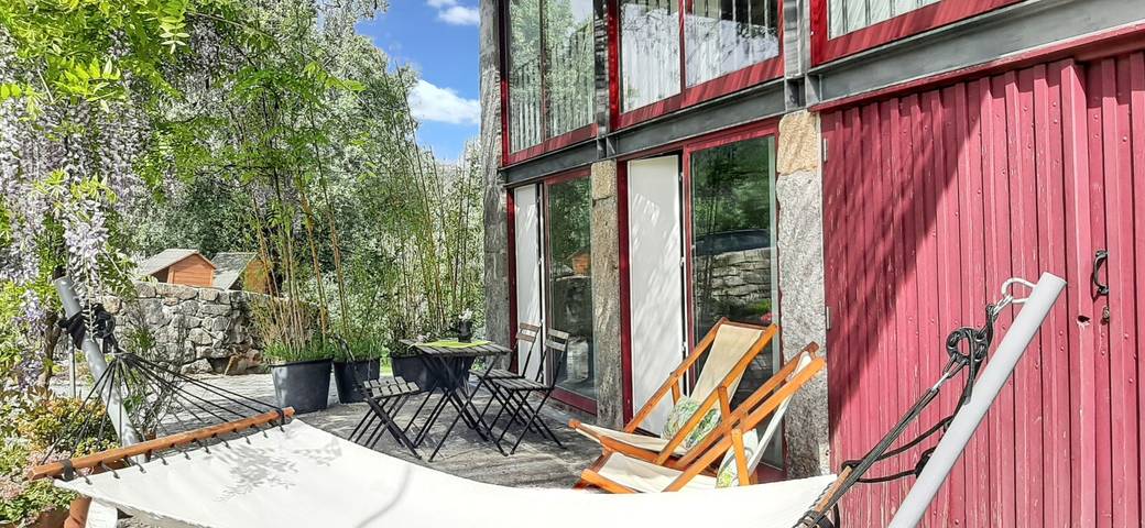 Casa de férias para 4 pessoas, com piscina e jardim em Póvoa de Lanhoso