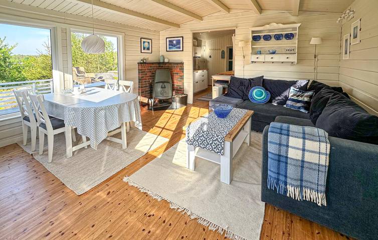 Ferienhaus für 7 Personen mit Terrasse in Lillesand