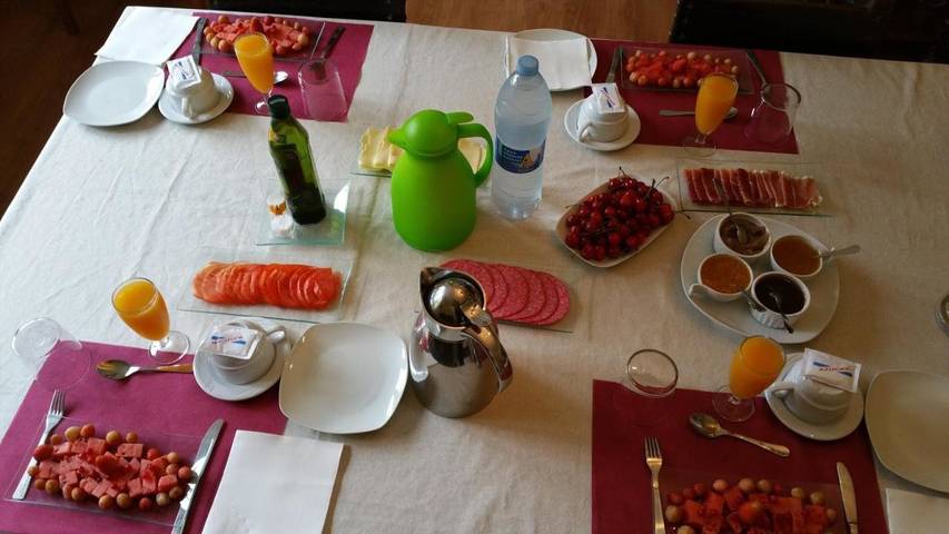 Casa rural para 8 personas, con jardín, Se admiten mascotas en Comarca del Narcea - 2