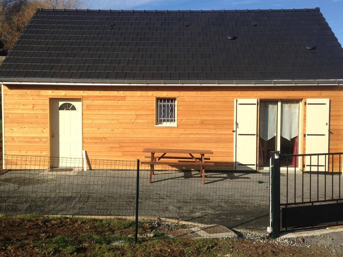 Le chalet des Patures route des Rocs in Rochefort-Montagne, Parc naturel régional des Volcans d'Auvergne