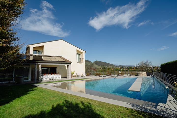 Villa pour 12 personnes, avec jardin et jacuzzi, animaux acceptés dans Dolomites