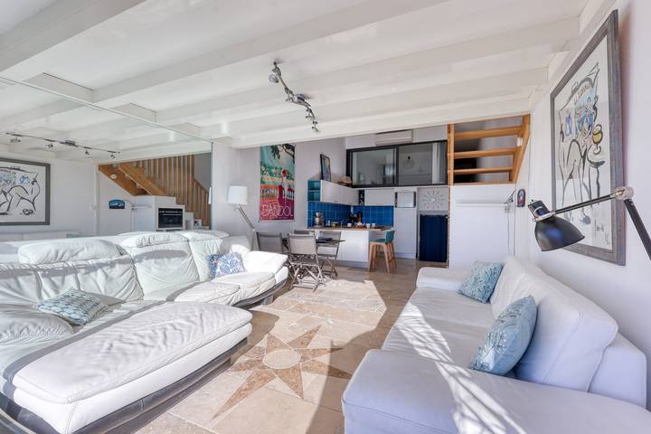 Ferienwohnung für 6 Personen, mit Terrasse und Pool in Bandol - 4