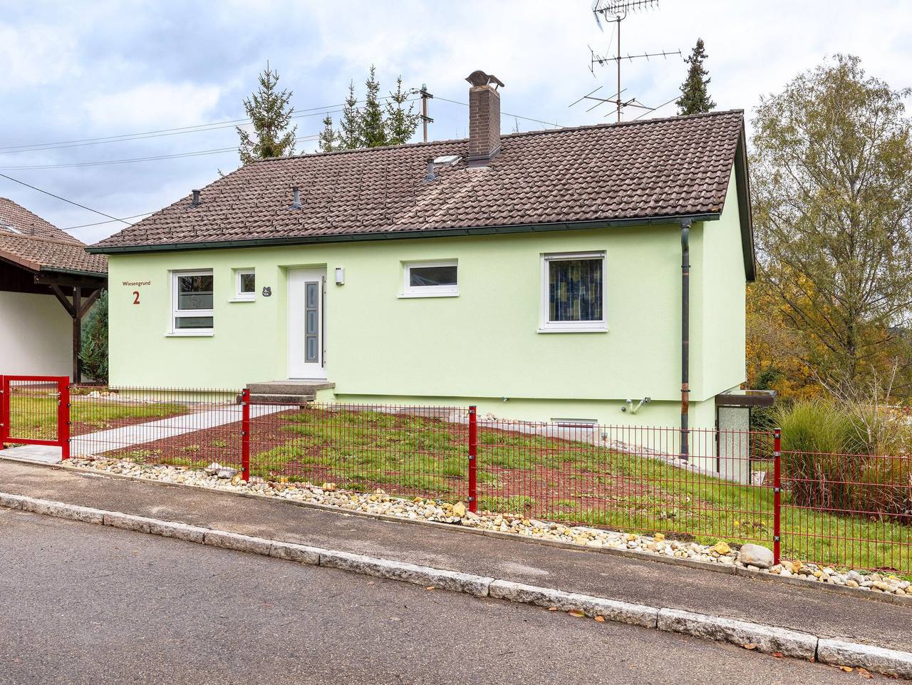 Ganze Ferienwohnung, Haus Wiesengrund - Hundefreundlich - Ferienwohnung Dachs in Gammertingen, Naturpark Obere Donau