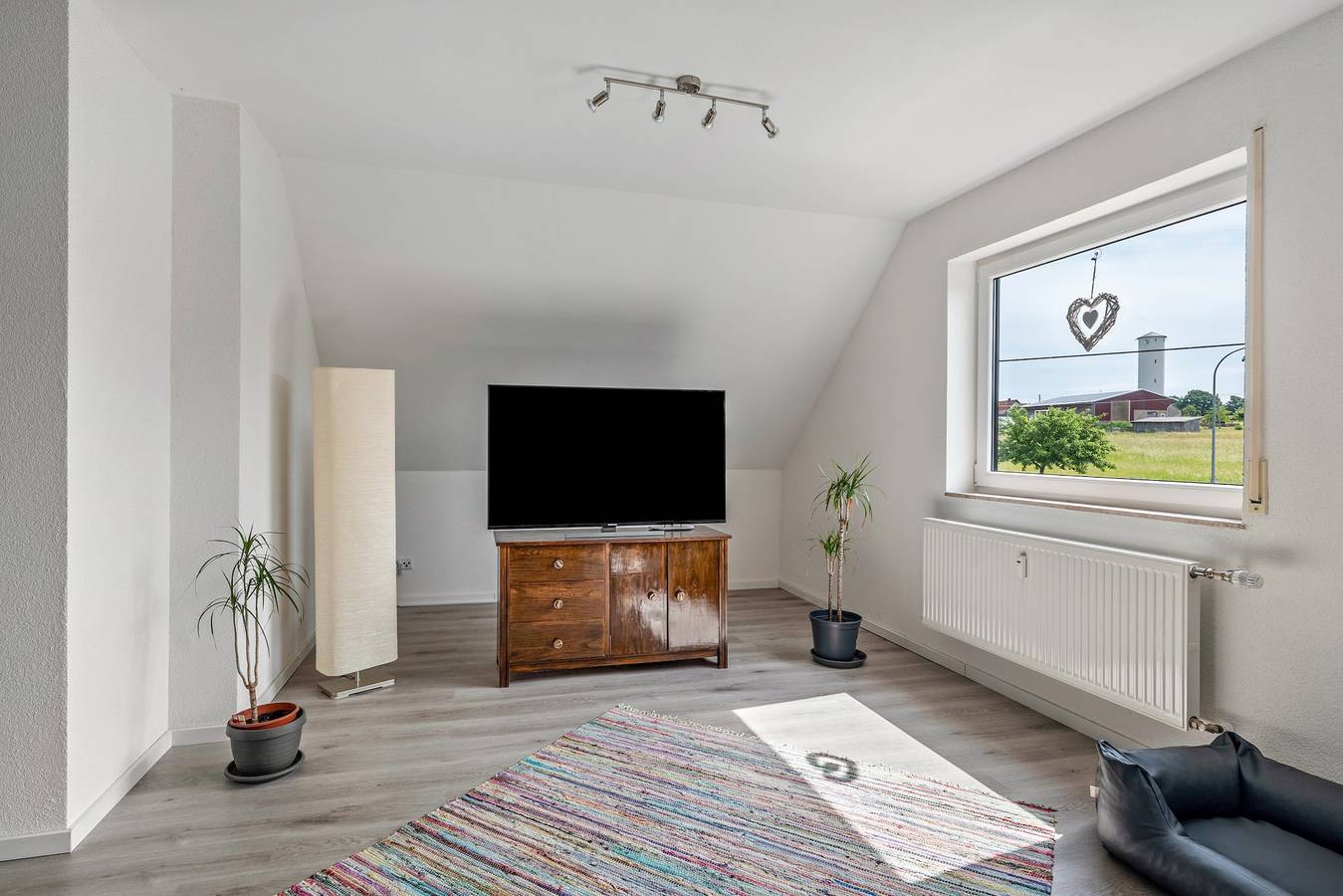 Geheel appartement, Appartement "Haus Schönblick" met ruim balkon in het Beierse Odenwald in Amorbach, Main-Odenwald
