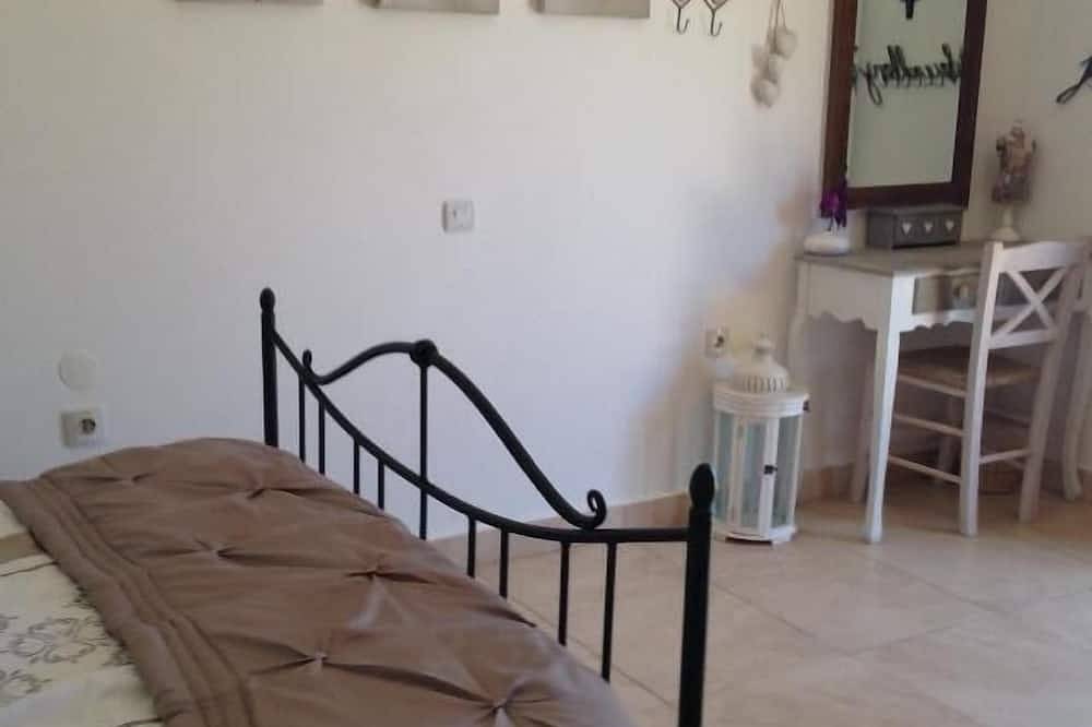 Freistehende Villa mit Akropolis und Meerblick. 10 Minuten zu Fuß zum Lindos-Platz. in Lindos, Rhodos