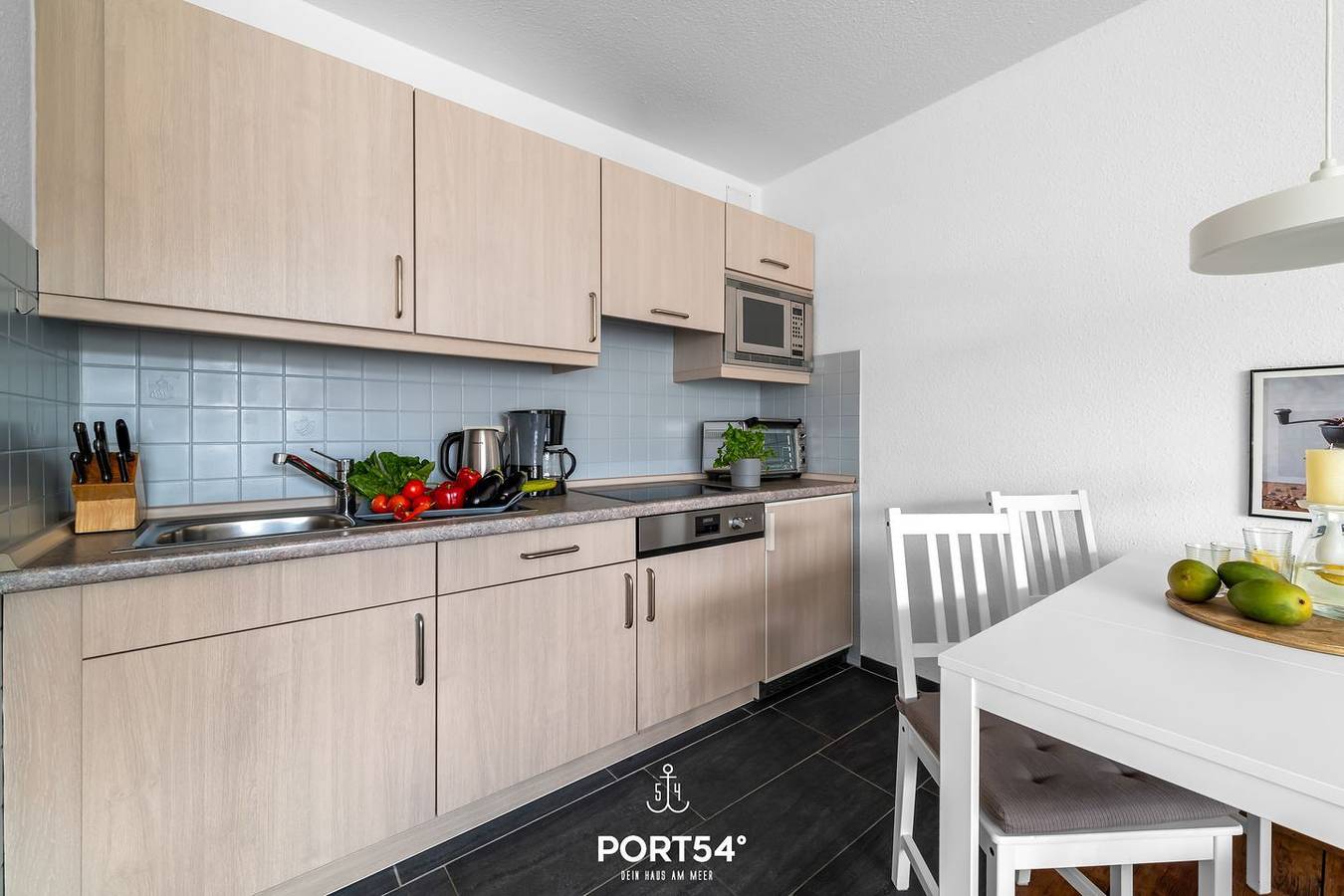 Ganze Wohnung, Möwennest - für 4 Personen, Balkon, Parkplatz, Beste Lage in Büsum in Hafen Büsum, Büsum