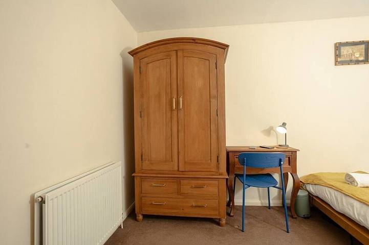Wohnstätte-Eigenes Badezimmer-Komfort-Gartenblick in Warwick, Warwickshire