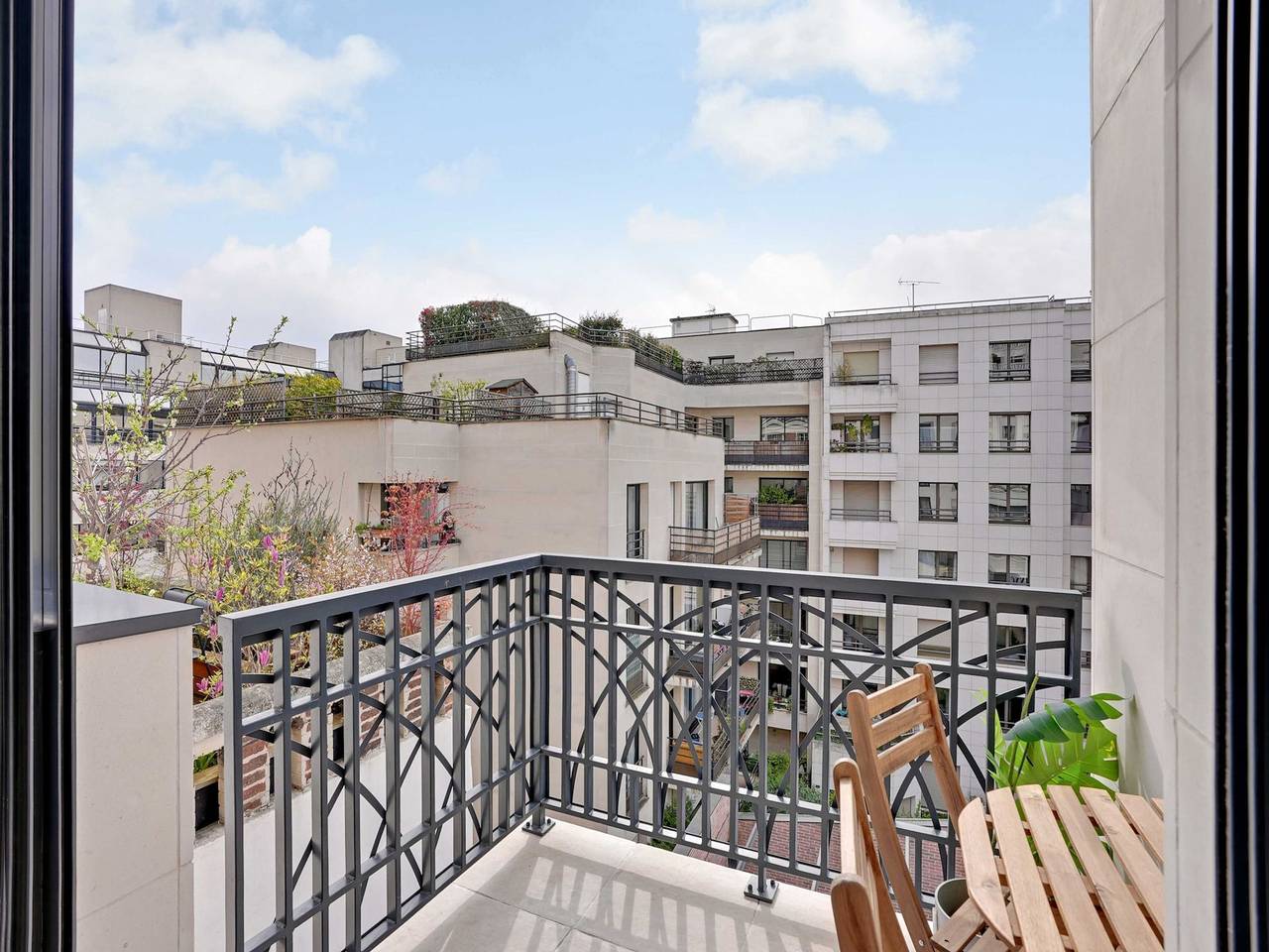 Ganze Wohnung, Studio Sleek & Refined - Levallois-Perret in Levallois-Perret, Hauts-de-Seine