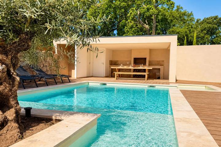 Villa voor 10 personen, with tuin and zwembad as well as balkon, kindvriendelijk - 1