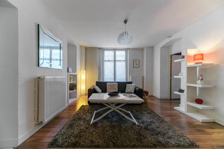 Gîte pour 4 personnes, avec vue et balcon dans Centre Culturel Valery Larbaud Vichy - 2