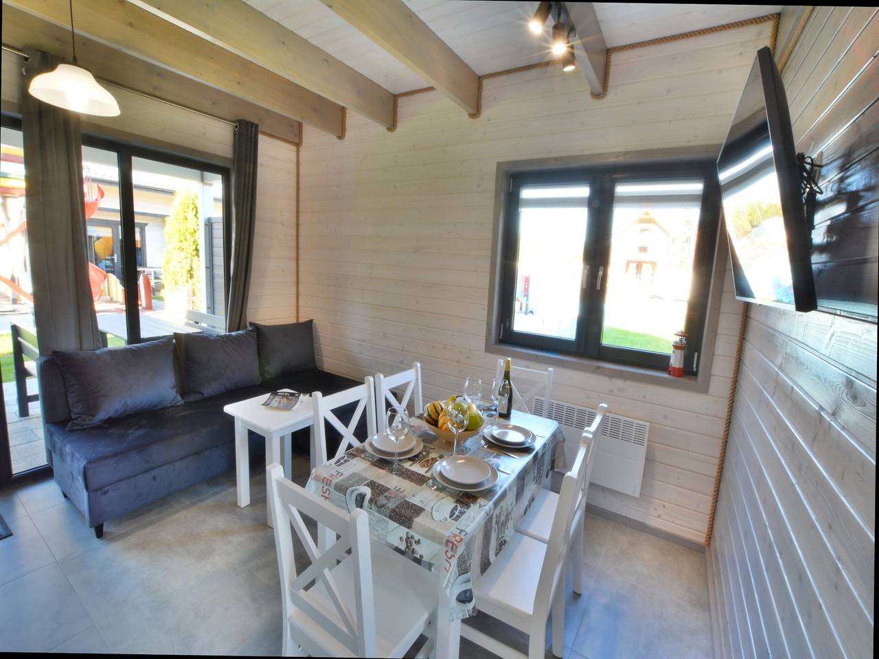 Ferienhaus mit Terrasse und Sauna in Ustronie Morskie, Polnische Ostsee