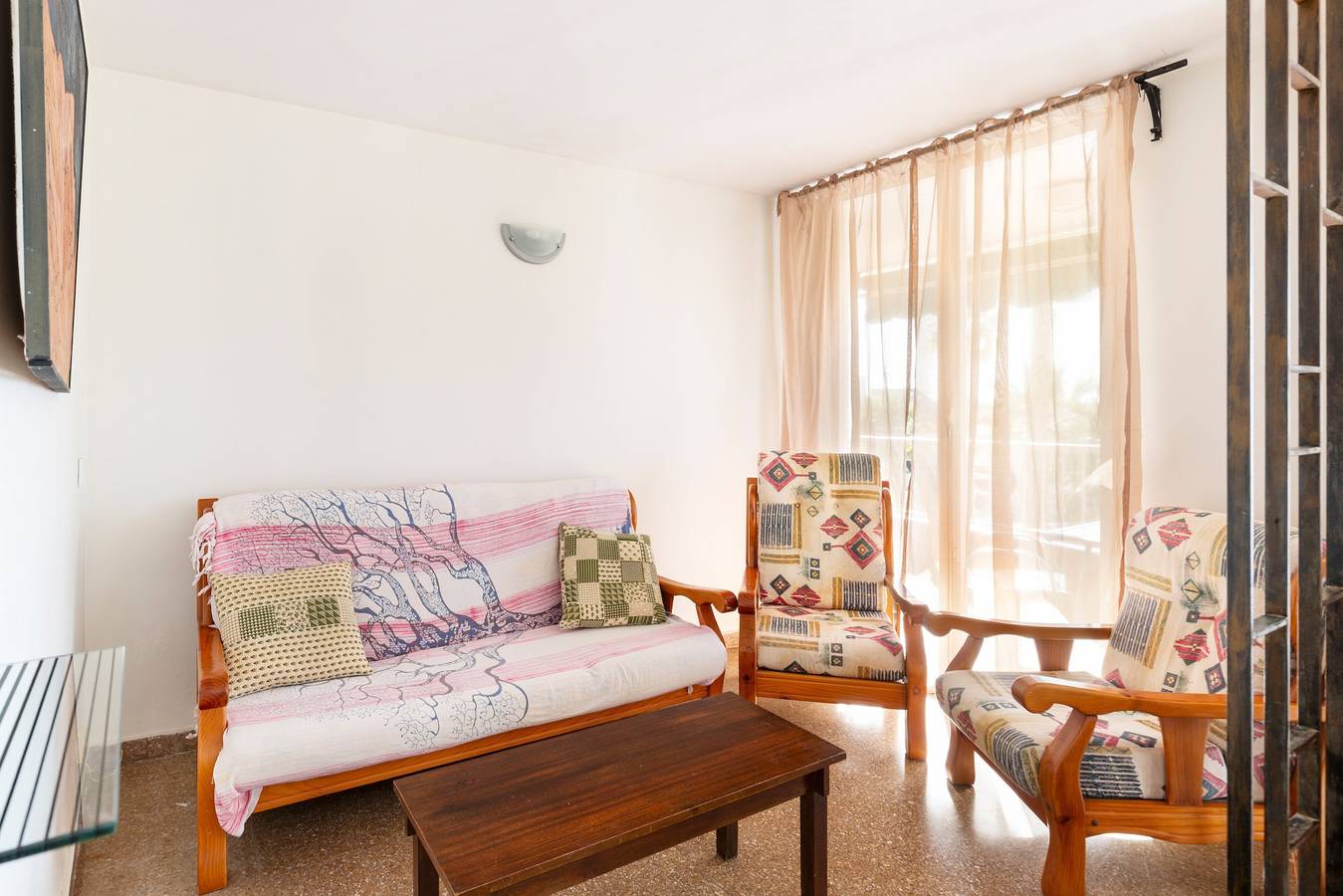 Ganze Wohnung, Apartment 'Reya' mit privater Terrasse, Gemeinschaftsgarten und Wlan in Puerto de Mazarrón, Mazarrón