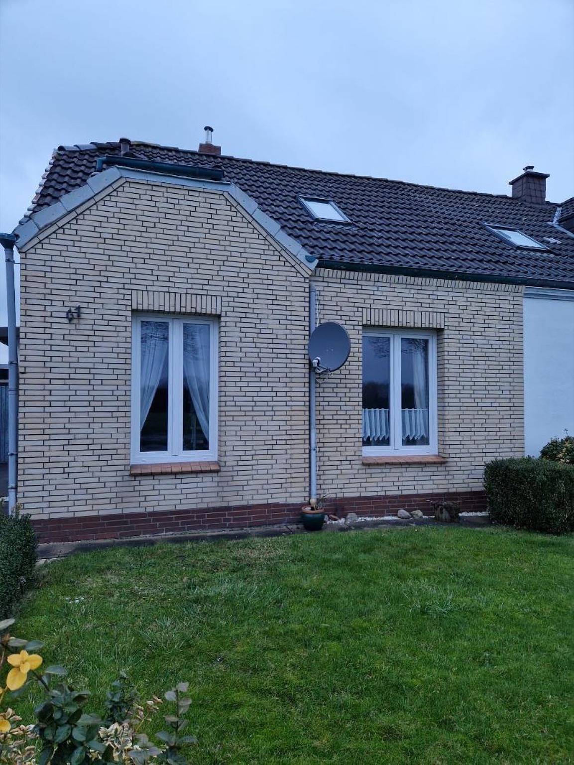 Ferienhaus 'Ferienhaus Küstenperle' mit privater Terrasse, Gemeinschaftsgarten und Wi-Fi in Brunsbüttel, Nord-Ostsee-Kanal