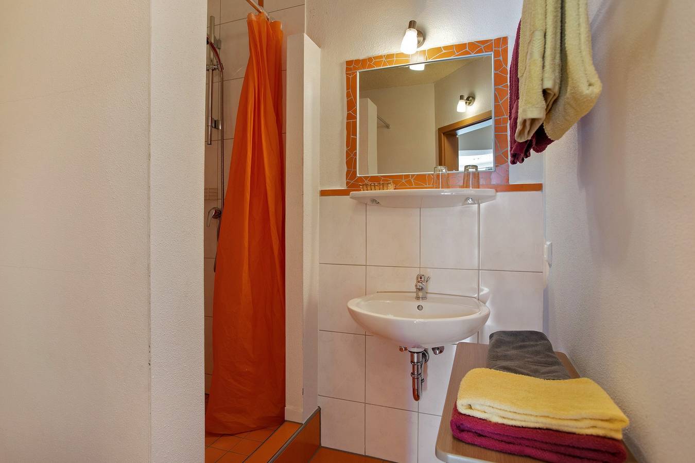 Zimmer 9 - Zweibettzimmer mit Bergblick, Gemeinschaftsterrasse und Wi-Fi in Breitenberg, Ostbayern