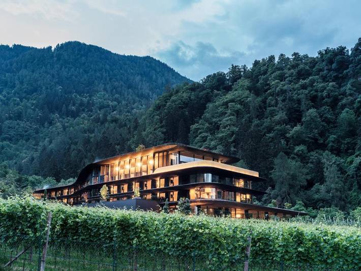 Hotel für 2 Personen, mit Terrasse und Garten sowie Pool und Sauna in Meran