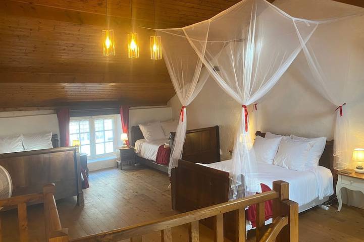 Gîte pour 6 personnes, avec piscine à Queaux - 2