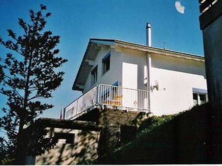 Ferienhaus für 6 Personen, mit Balkon und Terrasse sowie Garten und Seeblick am Vierwaldstättersee - 2