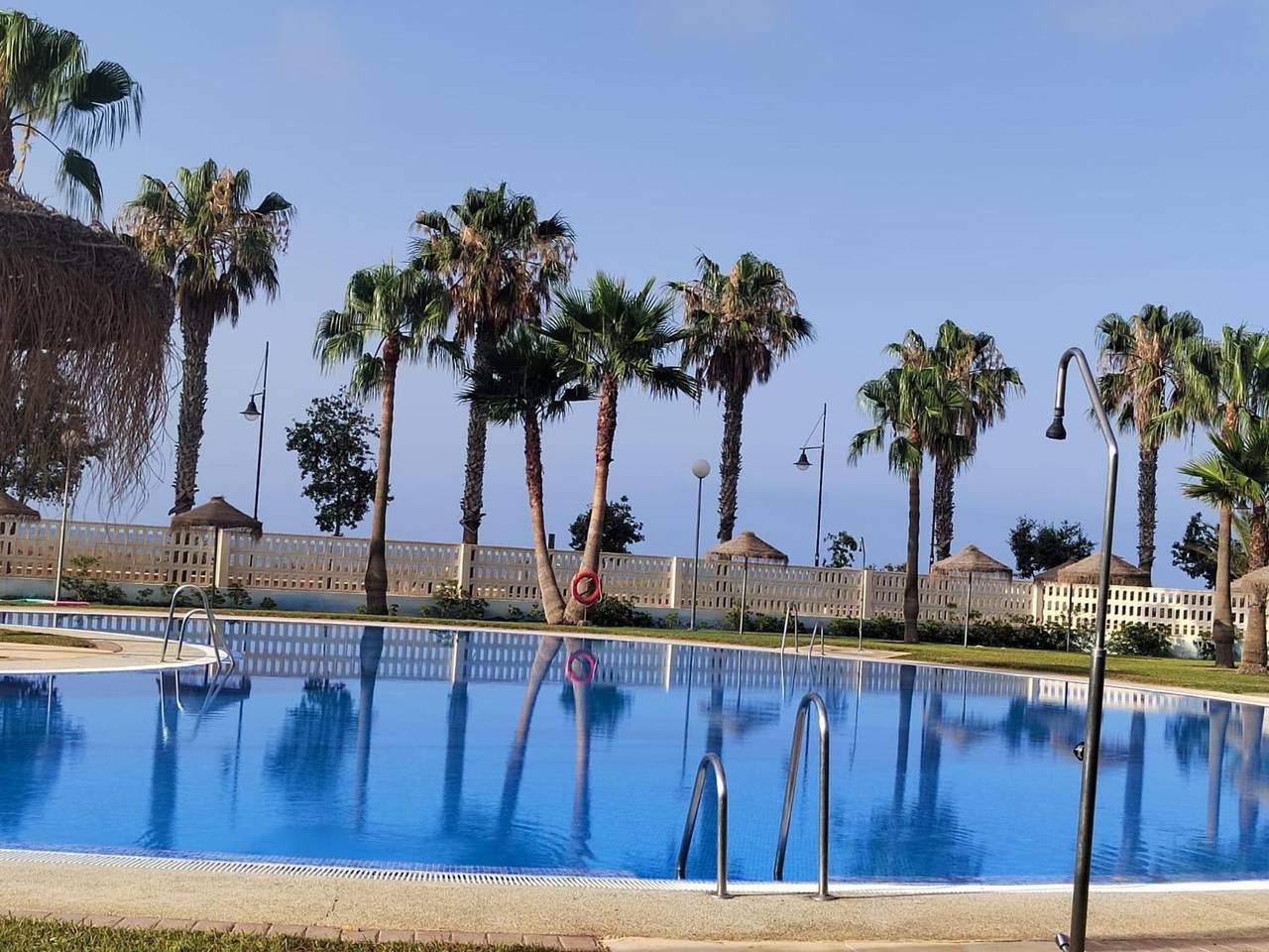 Apartamento entero, 'Apartamento Zen Dreams Almerimar' con vistas al mar, Wi-Fi y aire acondicionado in Marina (Almerimar), El Ejido