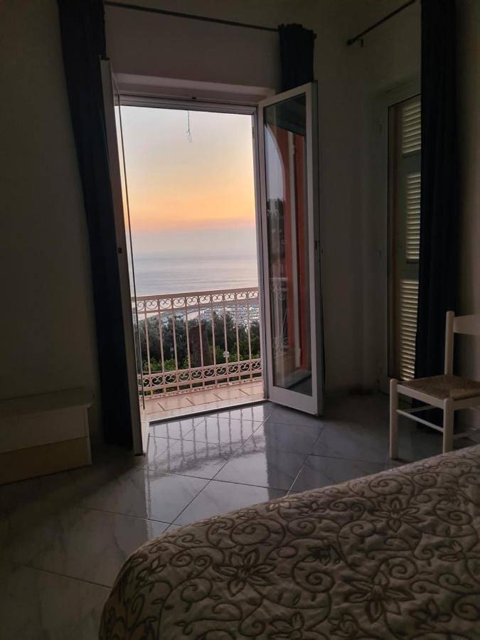 Location de vacances pour 4 personnes, avec vue ainsi que jardin et piscine à Selva (Savone) - 2