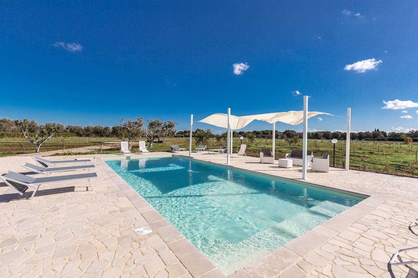 Maison de vacances pour 8 personnes avec piscine in Mesagne, Salento