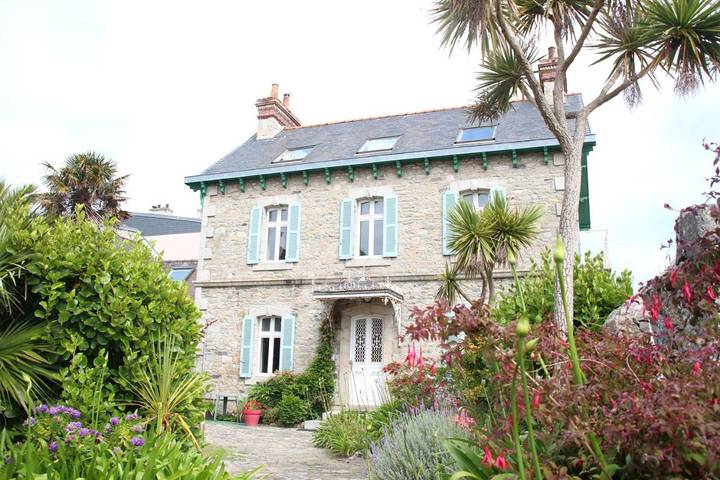 Gîte pour 6 personnes, avec vue et jardin dans Vieux Port (Roscoff) - 2