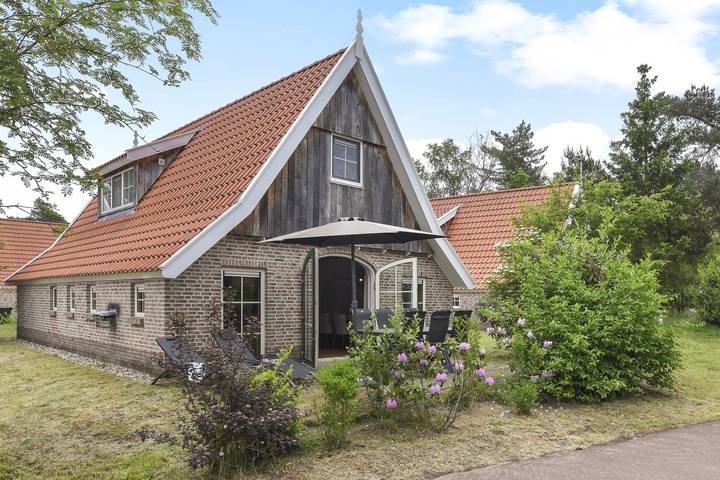 Bungalow für 6 Personen, mit Balkon/Terrasse und Sauna sowie Terrasse - 1