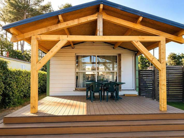 Gîte pour 4 personnes, avec jardin ainsi que piscine et jacuzzi dans Circuit Paul-Ricard