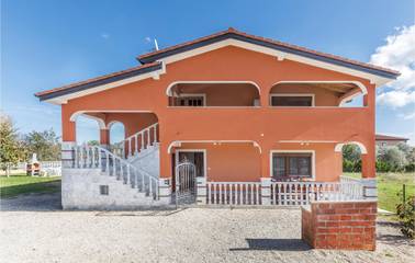 Cottage pour 6 personnes, avec terrasse à Loborika