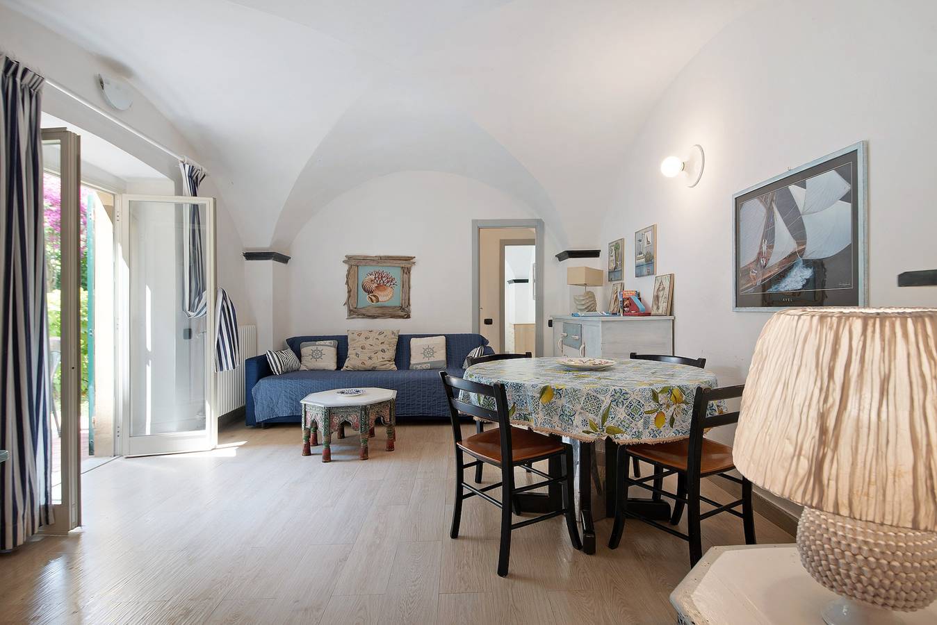 Entire apartment, Apartment 'Oceane Paradise - Luigi 14' with Sea View, Balcony and Wi-Fi in Levanto, Levanto Municipality